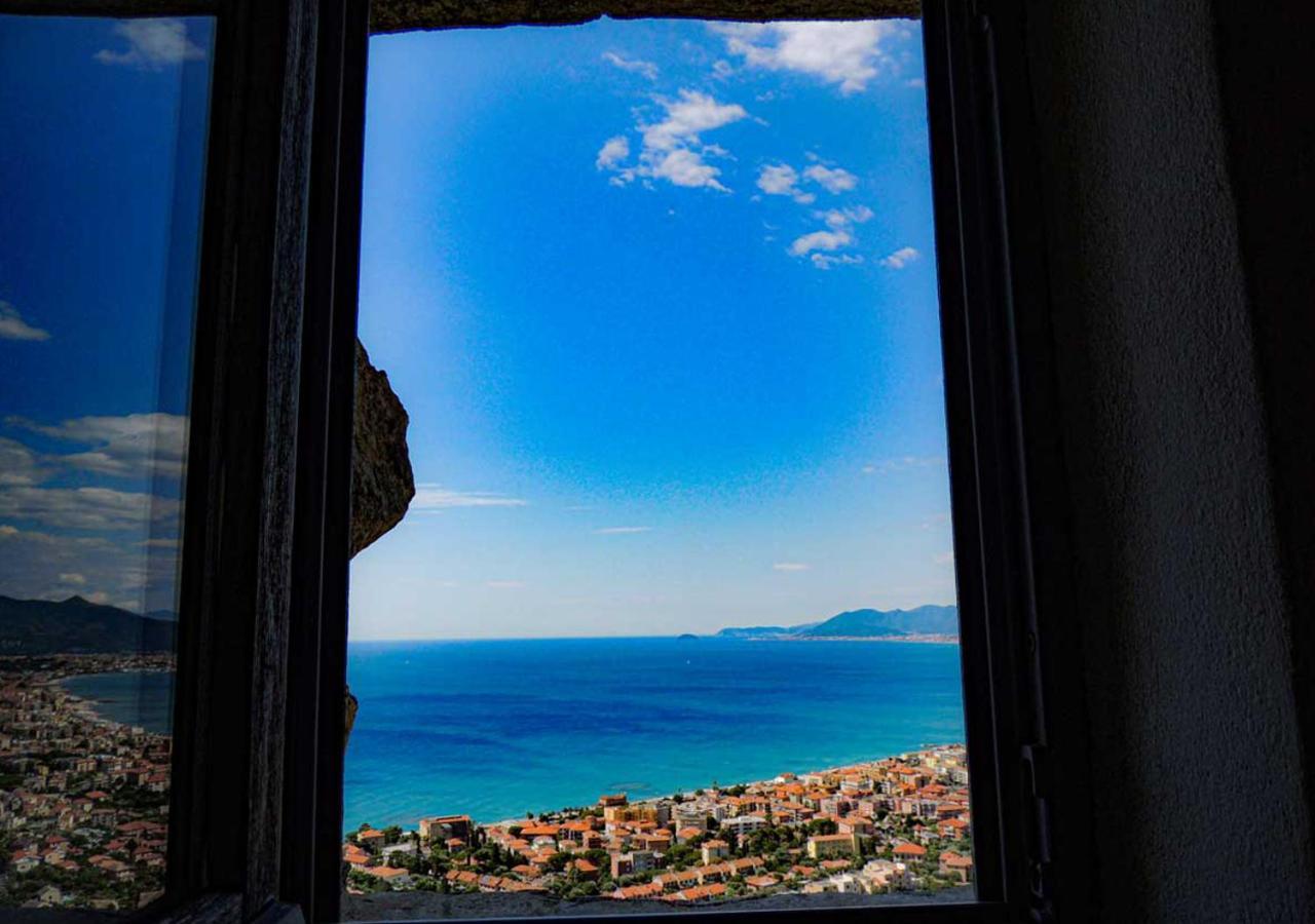 Blu Oltremare